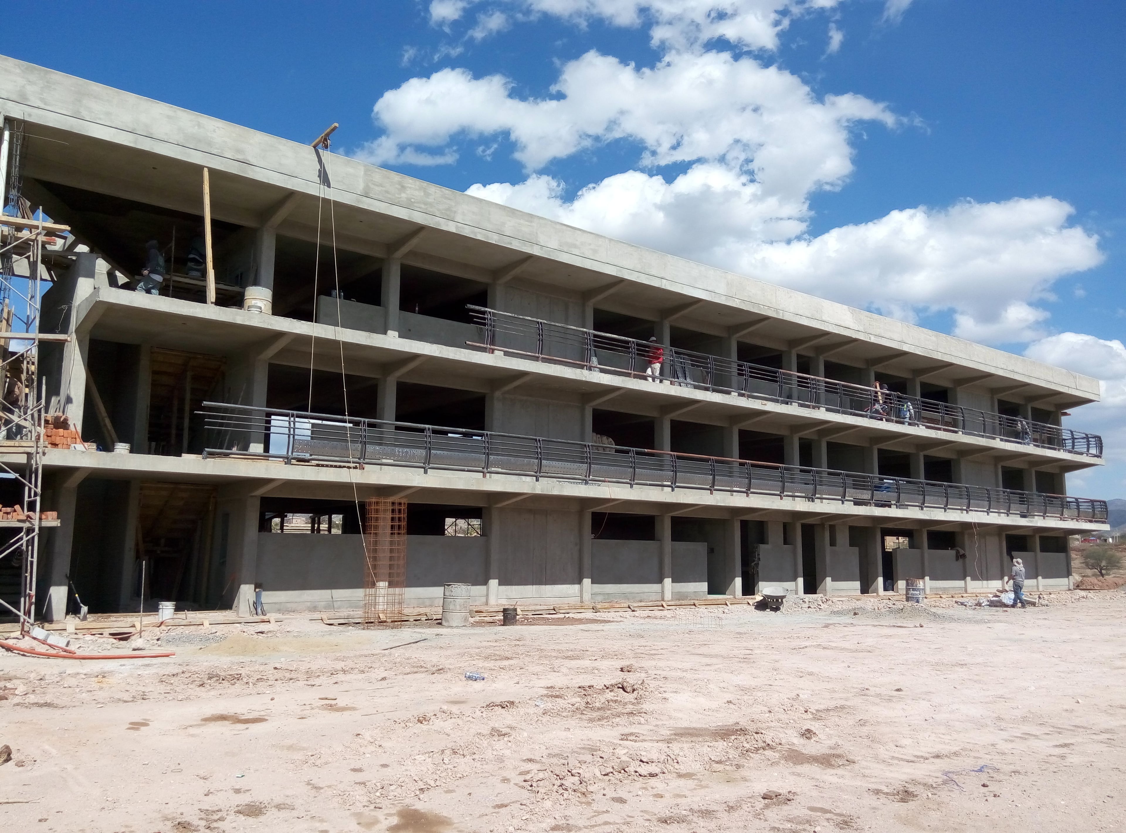 CECyTE Puentecillas en construcción